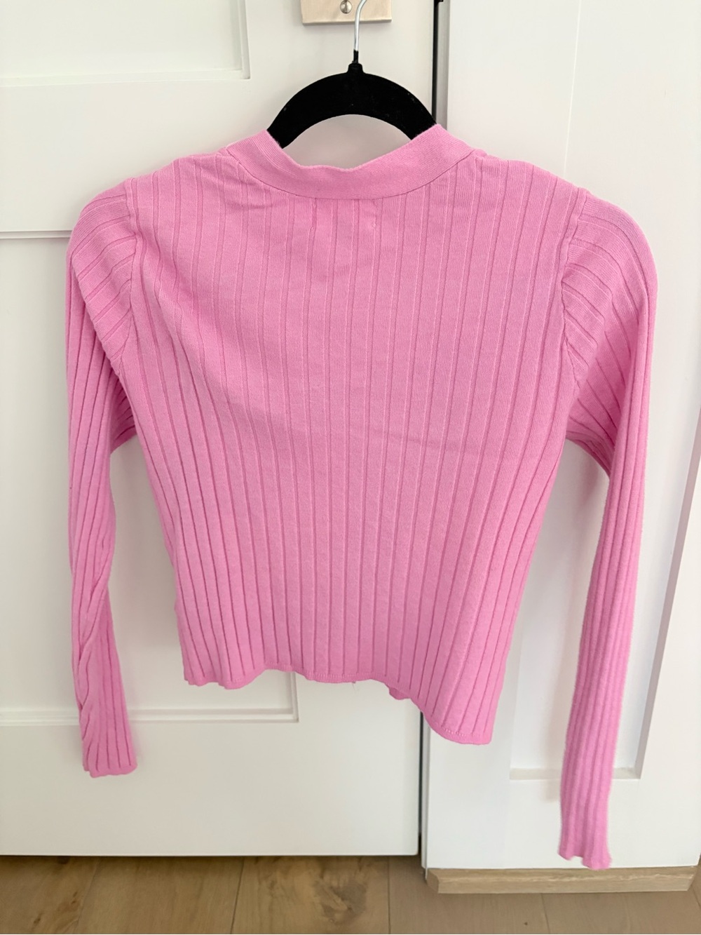 Universal Thread Pink Ribbed V-Neck Button Cardigan - Picture 2 of 3